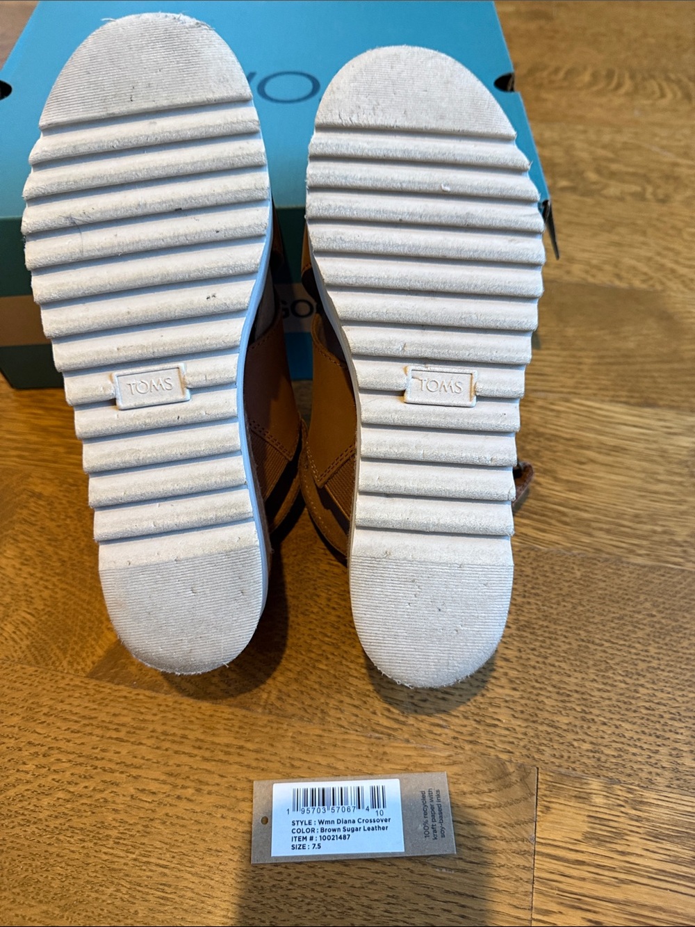 TOMS Tan Leather Crisscross Platform Sandals - Picture 11 of 11